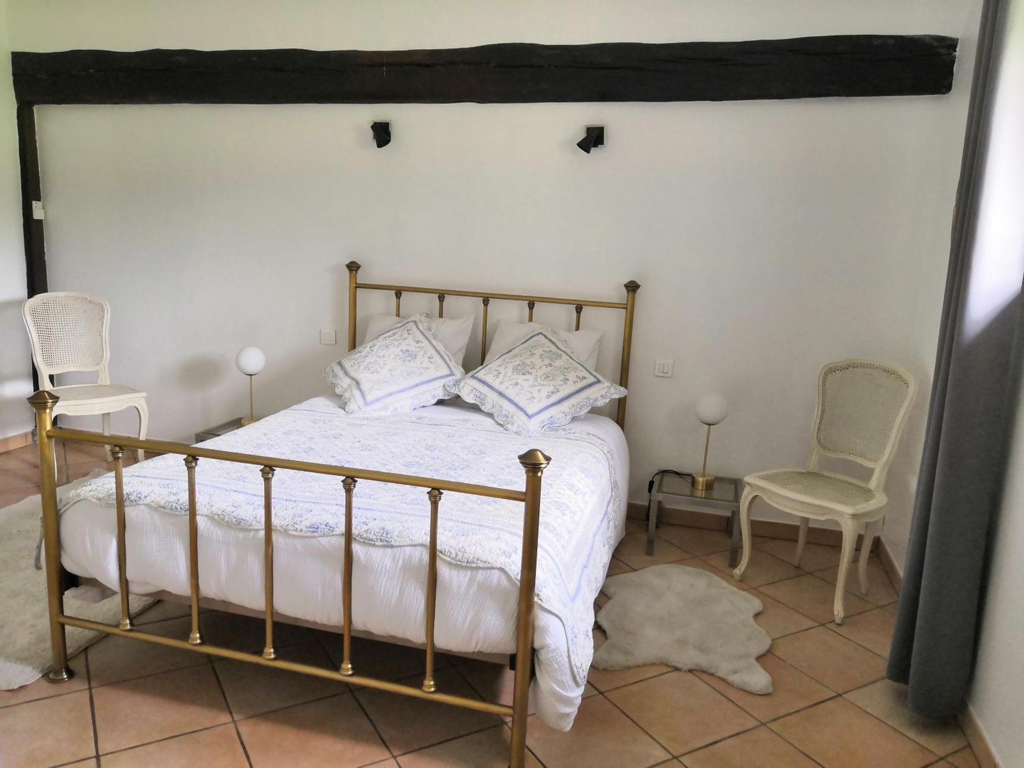 La Marquise Penchee Bed & Breakfast Orsennes Exterior photo